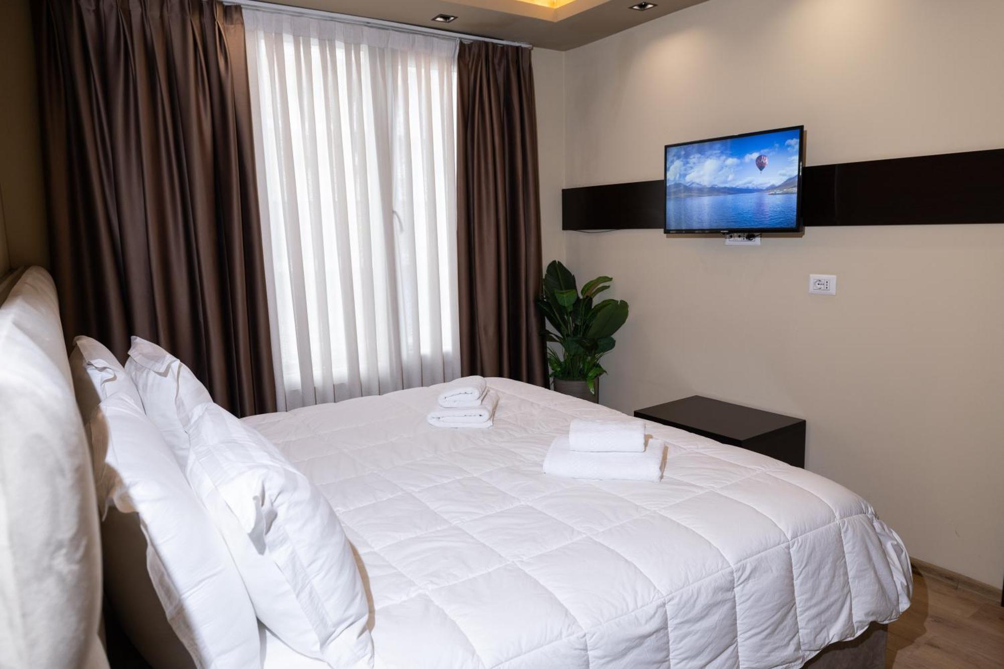 4R Colombo Hotel Tiranë Luaran gambar