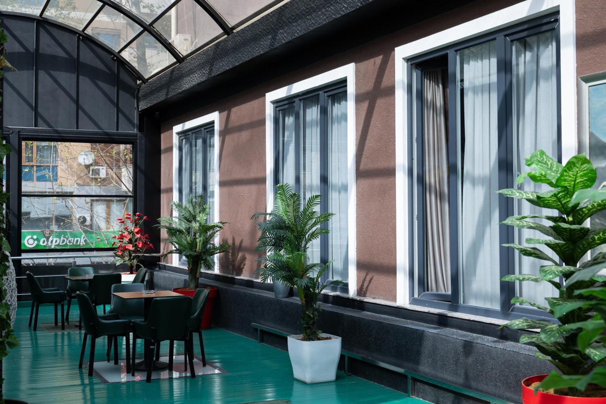 4R Colombo Hotel Tiranë Luaran gambar