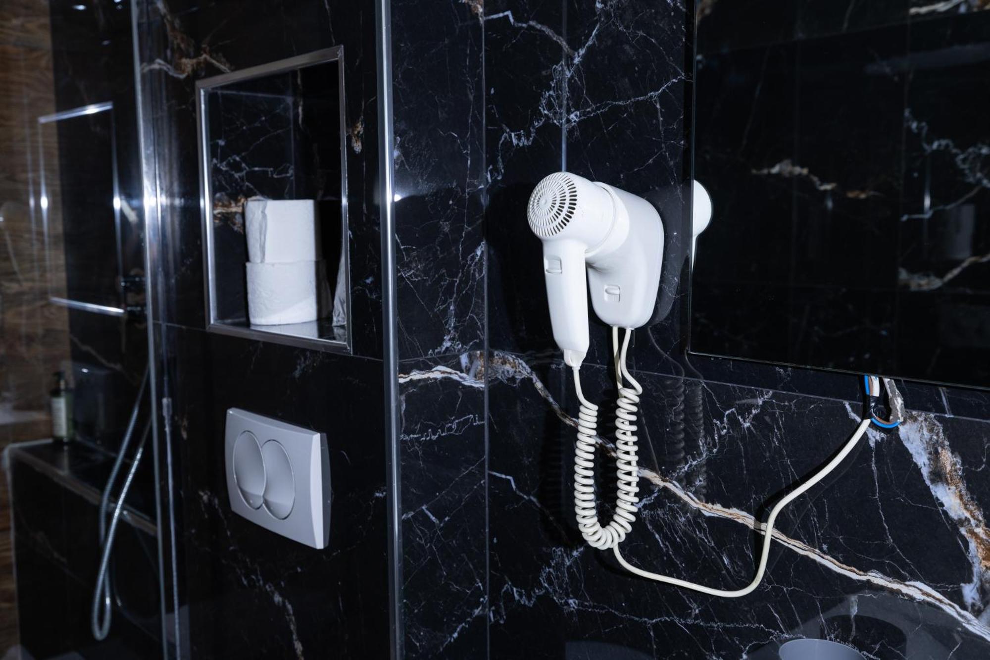 4R Colombo Hotel Tiranë Luaran gambar