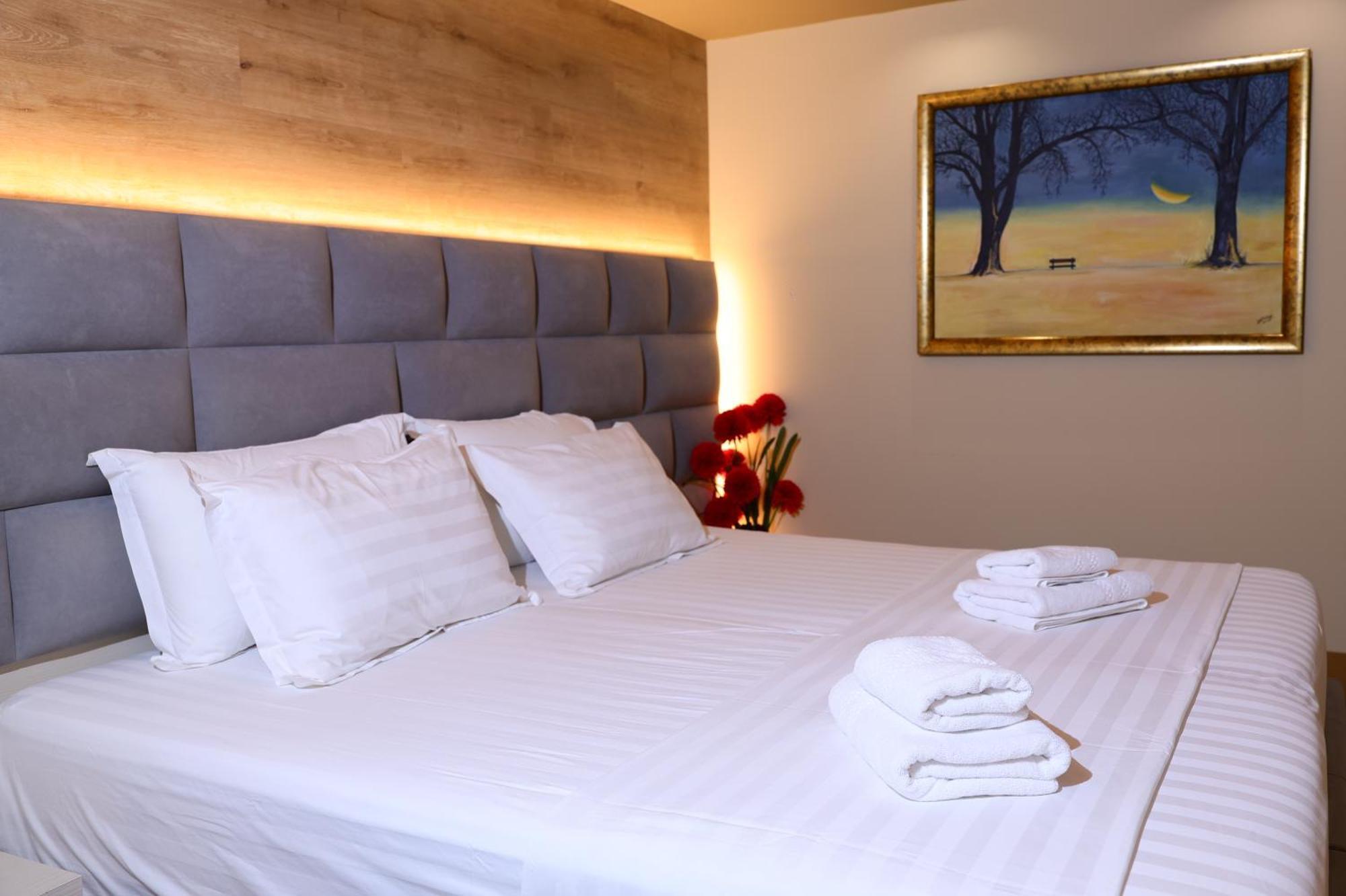 4R Colombo Hotel Tiranë Luaran gambar