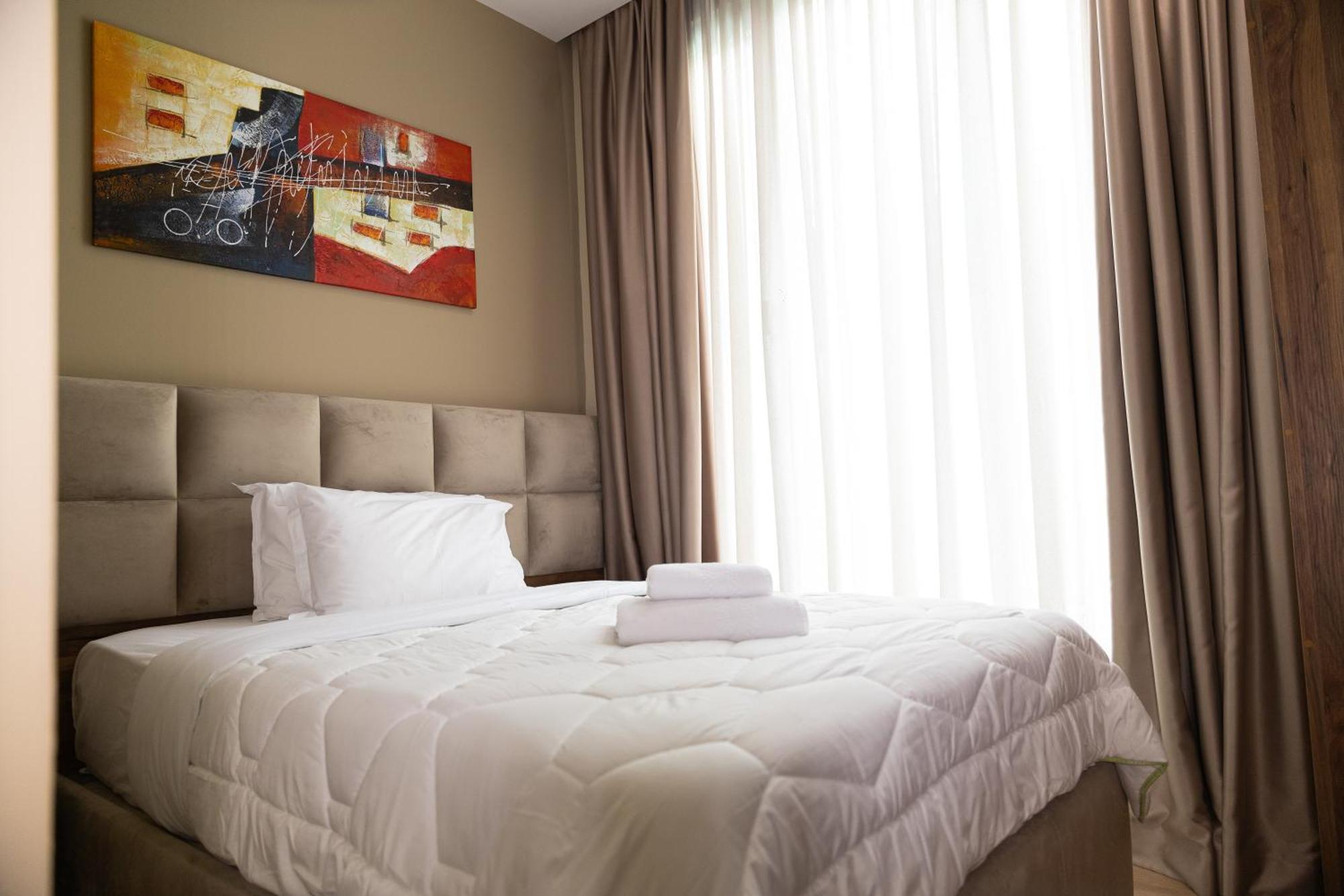 4R Colombo Hotel Tiranë Luaran gambar
