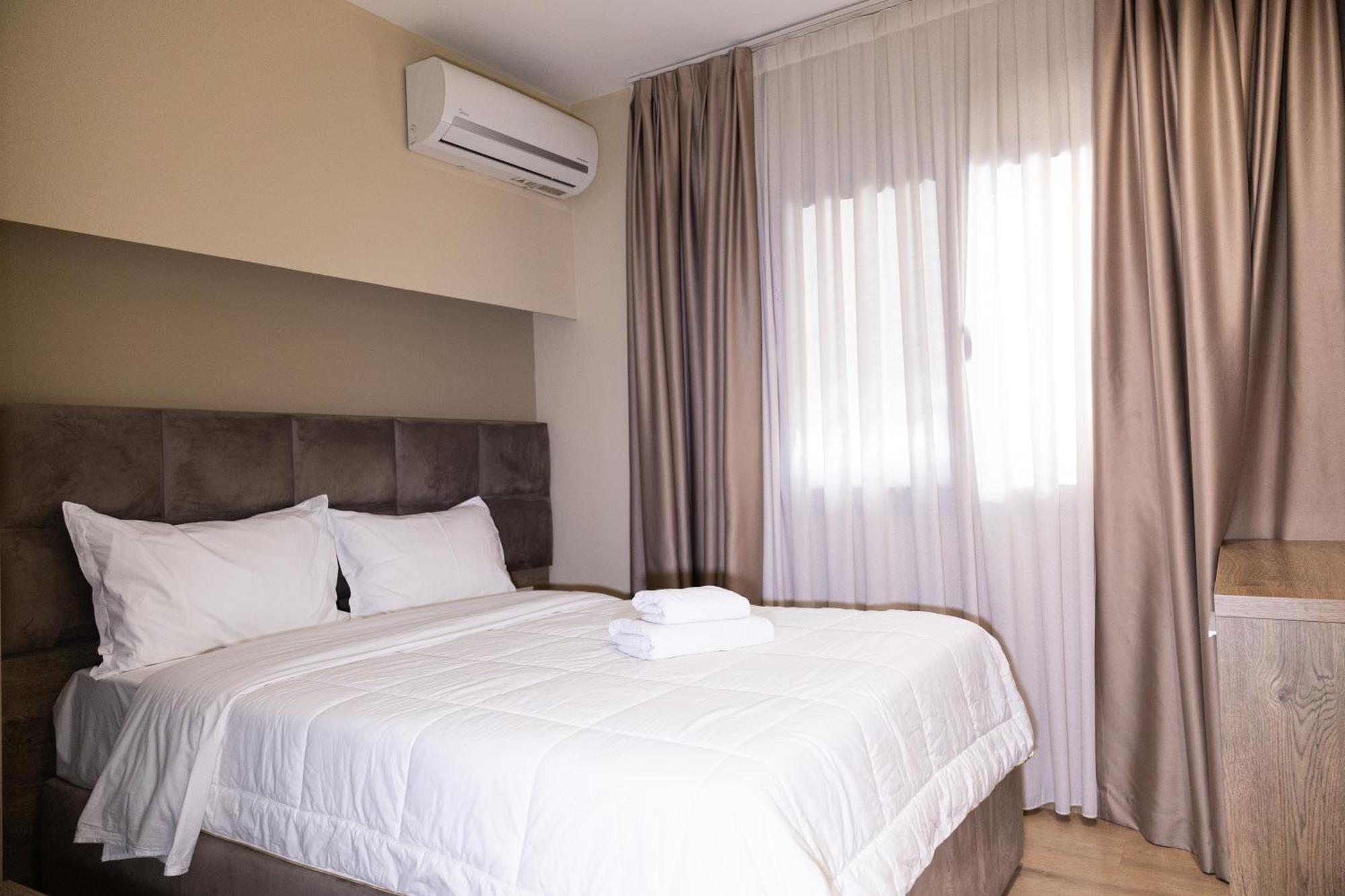 4R Colombo Hotel Tiranë Luaran gambar