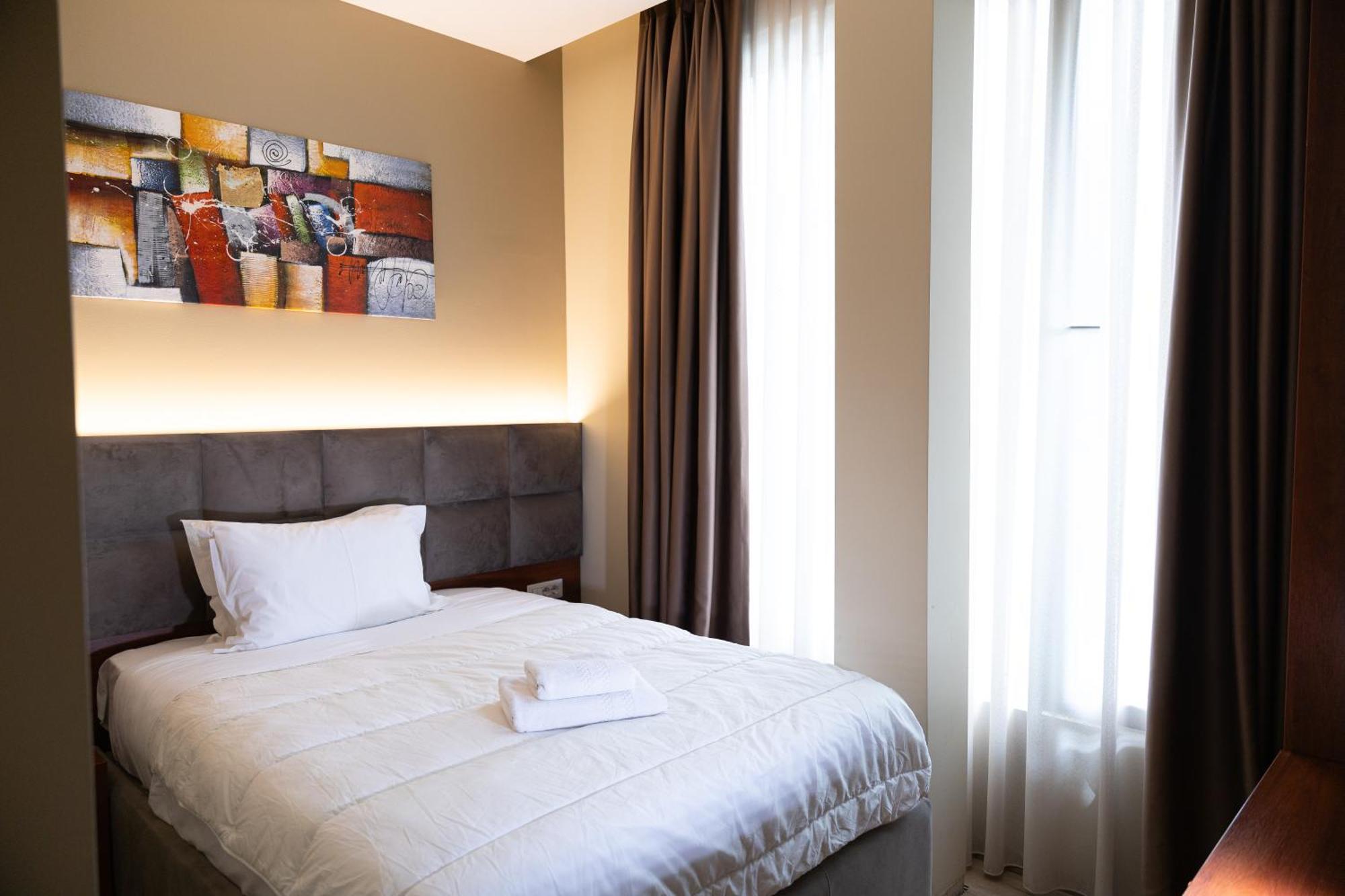 4R Colombo Hotel Tiranë Luaran gambar