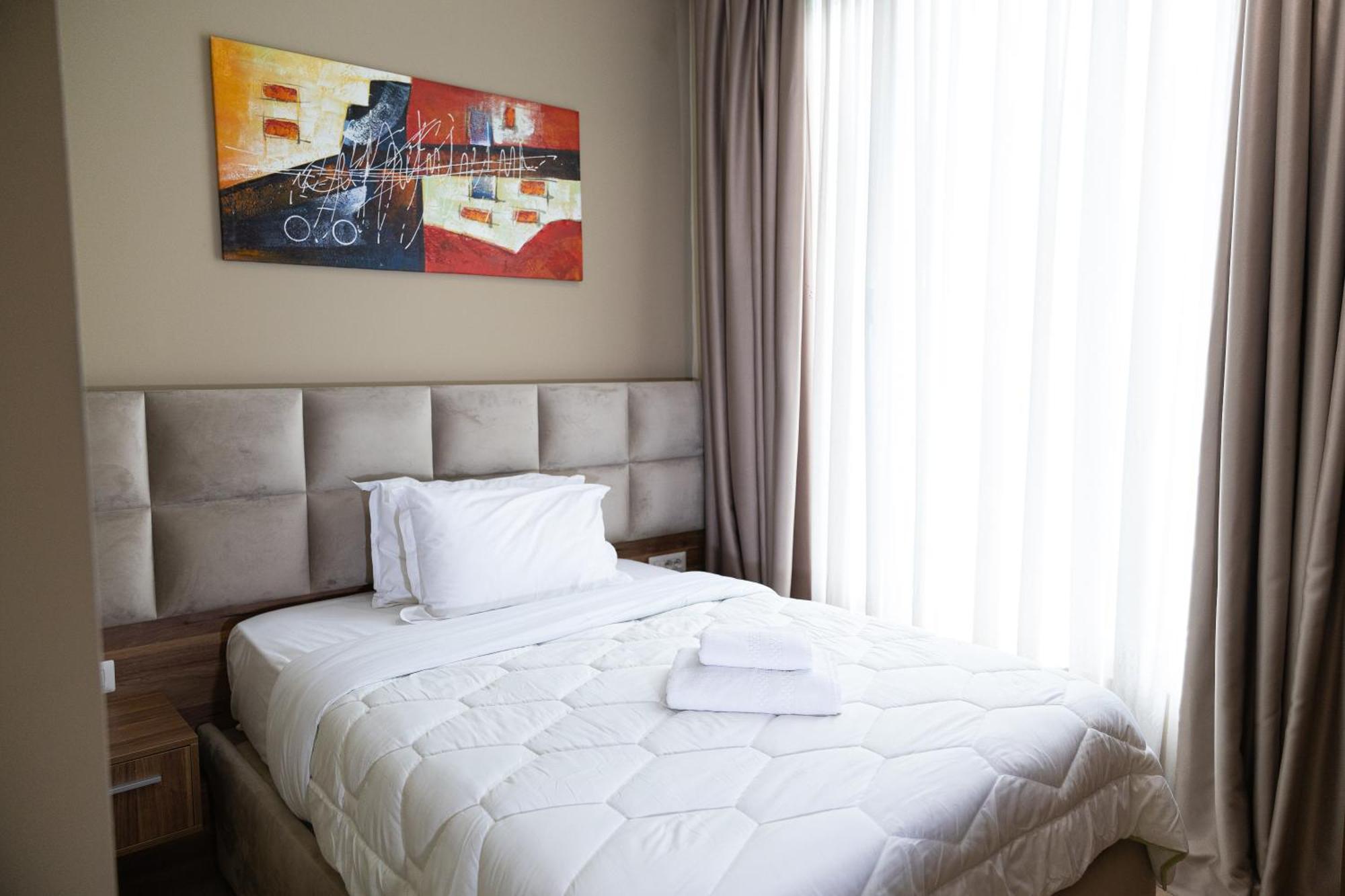4R Colombo Hotel Tiranë Luaran gambar